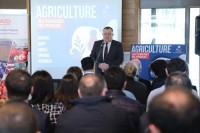 USAID-ის მისიის ხელმძღვანელი, გარემოს დაცვისა და სოფლის მეურნეობის მინისტრის მოადგილე და სამეგრელო-ზემო სვანეთში სახელმწიფო რწმუნებული წარმატებულ აგრობიზნესმენებს შეხვდნენ USAID-ის მისიის ხელმძღვანელი, გარემოს დაცვისა და სოფლის მეურნეობის მინისტრის მოადგილე და სამეგრელო-ზემო სვანეთში სახელმწიფო რწმუნებული წარმატებულ აგრობიზნესმენებს შეხვდნენ