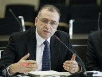 კობა გვენეტაძე: ლარი საგარეო შოკს განიცდის	