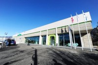 გიგი უგულავამ გლდანში ახალი სავაჭრო ცენტრი გახსნა გიგი უგულავამ გლდანში ახალი სავაჭრო ცენტრი გახსნა