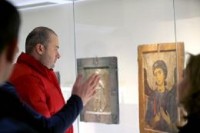 პრემიერმა სვანეთის ისტორიულ-ეთნოგრაფიული მუზეუმის უნიკალური ექსპონატები დაათვალიერა