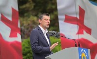 გიორგი გახარია: უახლოეს დღეებში გამოვიტანთ ახალ, ტურისტული ბიზნესის დახმარების პაკეტს რომელიც გულისხმობს პროცენტის თანადაფინანსებას სახელმწიფოს მხრიდან დამატებით კიდევ 6 თვით