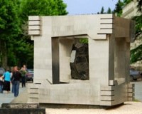 თამაზ ბიბილური ხელისუფლებას 9 აპრილის მუზეუმის აღდგენისკენ მოუწოდებს