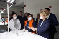  ეკონომიკის მინისტრი: მადლობა ყველა კომპანიას, ვინც ჩაერთო ჩვენს პროგრამაში და  დაიწყეს პირბადეების წარმოება, მათ შორის, უსასყიდლოდაც