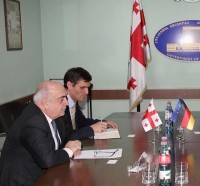 ვახტანგ ყოლბაია გერმანიის ელჩს შეხვდა