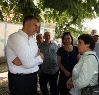 ზურაბ პატარაძე ქობულეთში სოფელ საჩინოს მოსახლეობას შეხვდა
