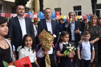 ლანჩხუთის საჯარო სკოლის მოსწავლეებს ახალი სასწავლი წლის დაწყება მხარის რწმუნებულმა და მუნიციპალიტეტის მერმა მიულოცეს
