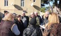 რუსლან აბაშიძე ქობულეთსა და ჩაქვში მცხოვრებ აფხაზეთიდან დევნილებს შეხვდა რუსლან აბაშიძე ქობულეთსა და ჩაქვში მცხოვრებ აფხაზეთიდან დევნილებს შეხვდა