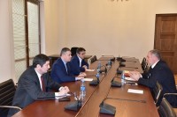 ოთარ დანელია კომპანია „ბადაგონის“ ამჟამინდელ მფლობელს შეხვდა