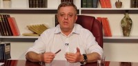 ლევან ნიკოლეიშვილი: l’opinion- ის  სტატიამ ,,მე, ბებია, ილიკო და ილარიონი“ გამახსენა - მამალს მიუყვანს ილიკო ზურიკელას და ოლღა ამოიკვნესებს -  ,,ეს უნდოდა ახლა ჩემ დასუსტებულ ქათმებს“? ეს უნდოდა ახლა ოპოზიციას?