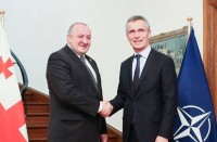 პრეზედენტი ნატო-ს გენერალურ მდივანს შეხვდა