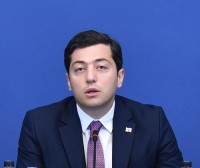 ზაზა გაბუნიასა და მარიამ ჯაშის საკანონმდებლო ინიციატივა "დედა ენის" ფორმალურ საგანმანათლებლო პროცესში ჩართვას ითვალისწინებს