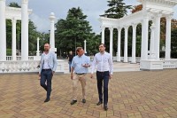 საფრანგეთის ელჩი დიეგო კოლასი აჭარას სტუმრობს