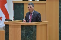 მდინარაძე ოპოზიციას: თქვენი მიზანია ყოველ მეხუთე ან მეექვსე წინადადებაში ივანიშვილი ახსენოთ, ეს თუ გამოგრჩათ, თქვენი ლიდერი შეიძლება გაგიჟდეს