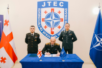 ნატო-საქართველოს წვრთნებისა და შეფასების ერთობლივ ცენტრსა (JTEC) და ნატო-ს გაერთიანებული ძალების სასწავლო ცენტრს (JFTC) შორის პარტნიორობის შეთანხმებას მოეწერა ხელი 