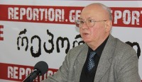 დენის დავითაშვილი არასაპარლამენტო ოპოზიციას პოპულიზმში ადანაშაულებს
