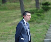 გიორგი გახარია: 2020 წლიდან პენსია 20 ლარით იზრდება -  2020 წლის 1 ივლისიდან 70 წელს გადაცილებული პენსიონერებსა და I ჯგუფის შშმ პირებს პენსია კიდევ 30 ლარით გაეზრდებათ