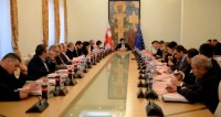 ახალი საკონსტიტუციო ცვლილებების ინიცირება შესაძლოა ბიუროს დღევანდელ სხდომაზე მოხდეს