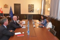 თამარ ჩუგოშვილი საქართველოში აშშ-ის საერთაშორისო განვითარების სააგენტოს (USAID) მისიის ხელმძღვანელს, პიტერ უიბლერს შეხვდა