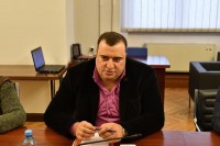 რატი იონათამიშვილი: არის გარკვეული საკითხები, რასაც მართლაც უხერხულია, რომ პოლიტიკური სარჩულით მივუდგეთ